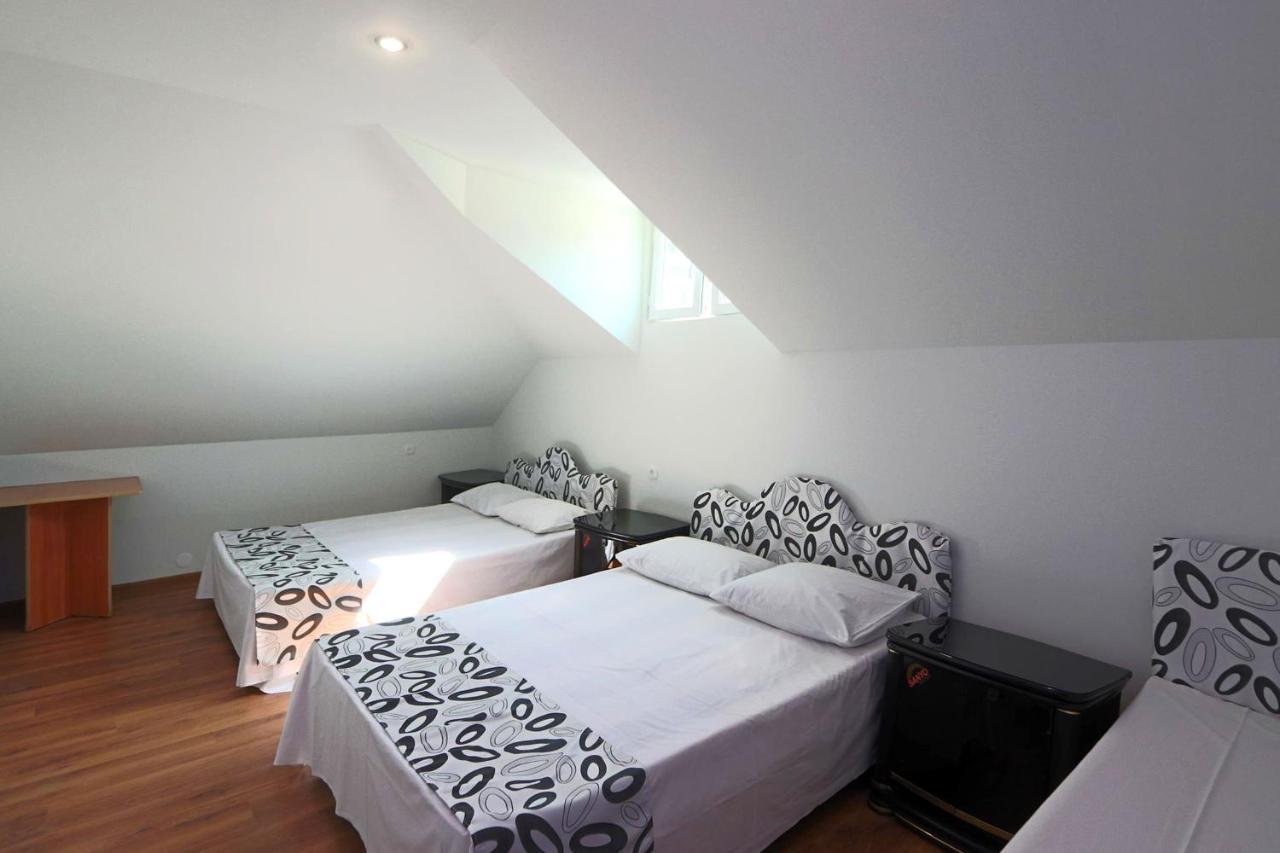Garnim Guest House Yerevan Exterior photo