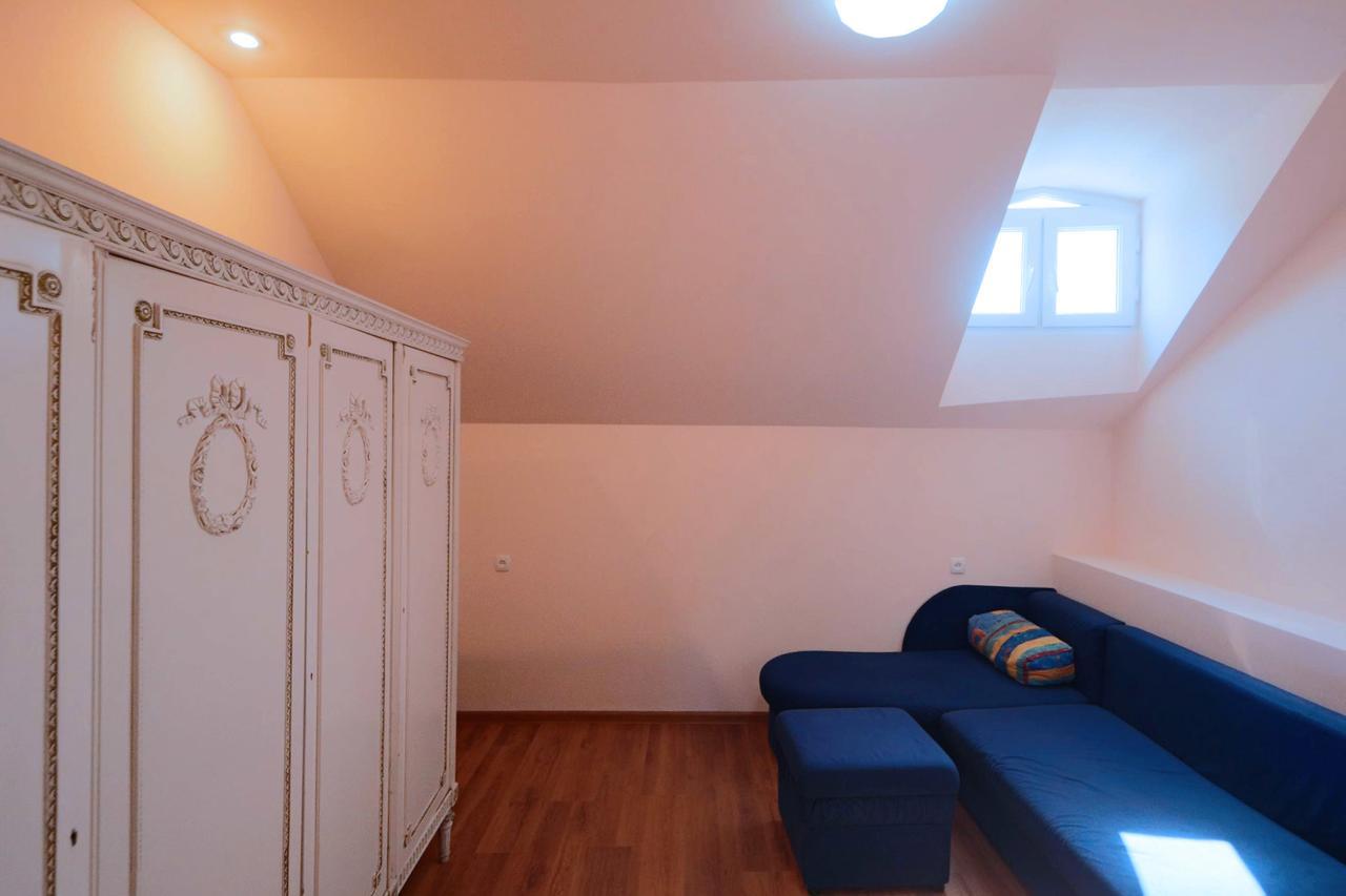 Garnim Guest House Yerevan Exterior photo